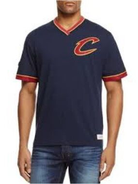 Mitchell & Ness Cleveland Cavaliers‎ NBA Vintage V-Neck Size L